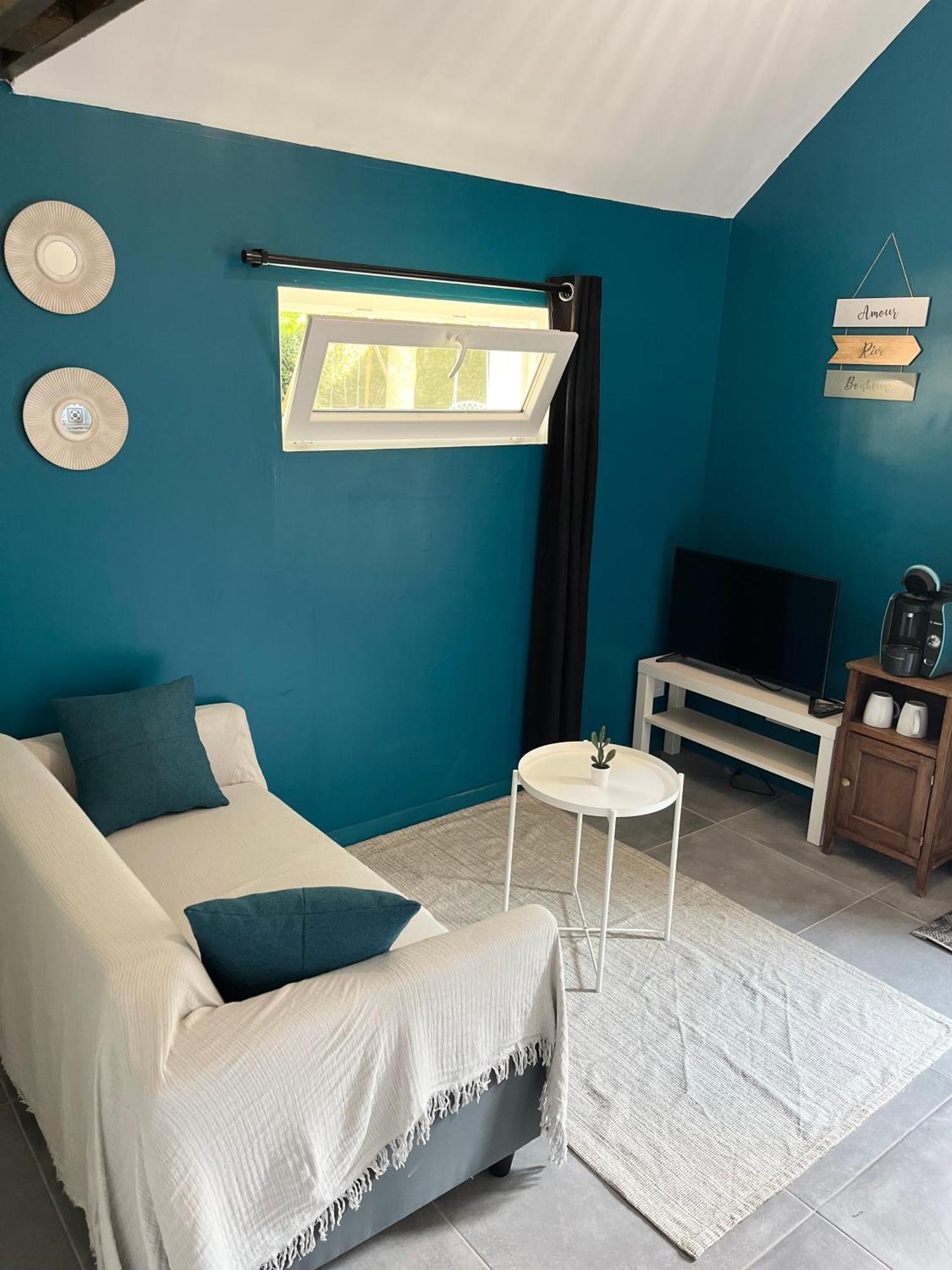 Studio Avec Grand Jardin + Parking Seraincourt Εξωτερικό φωτογραφία